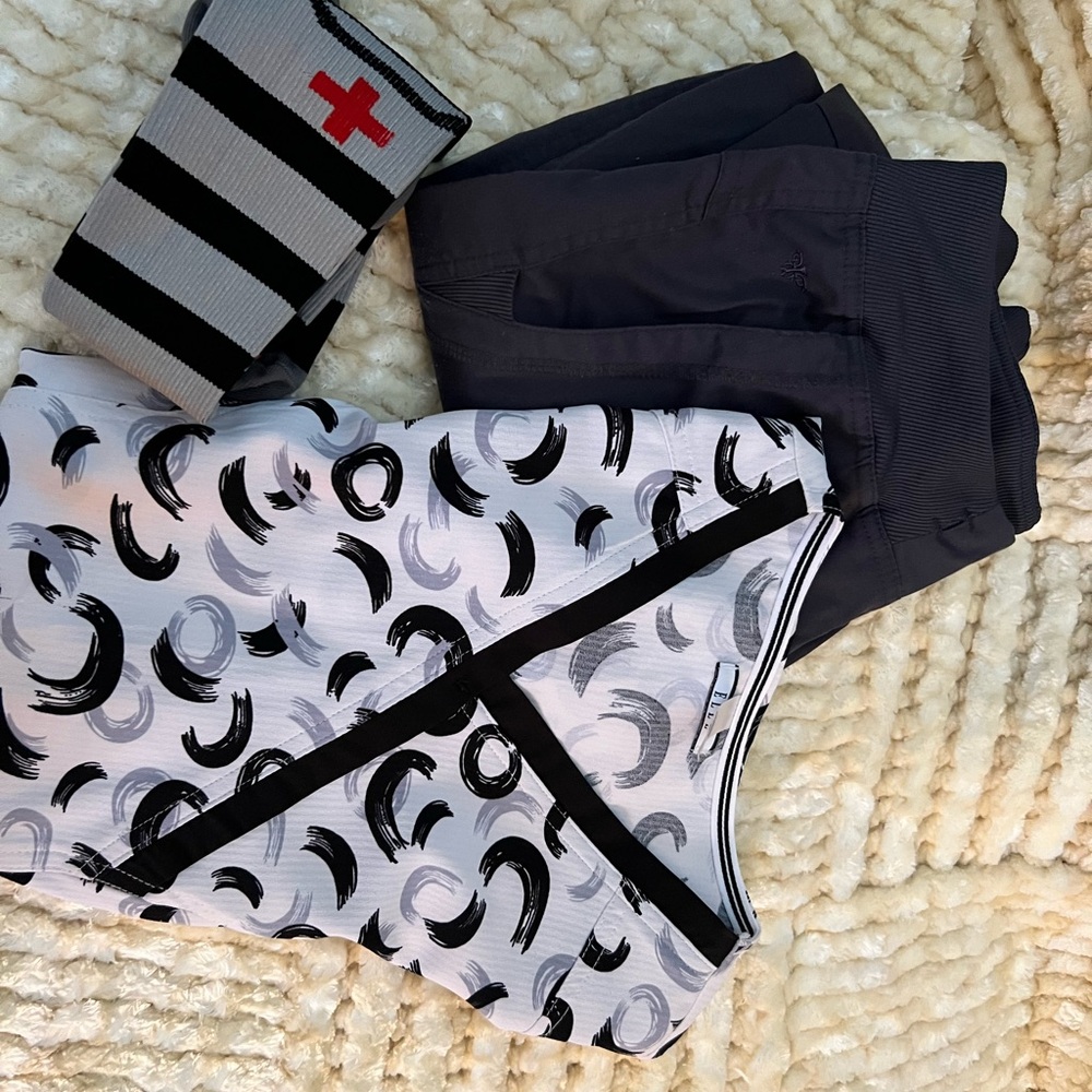 Ladies scrubs set